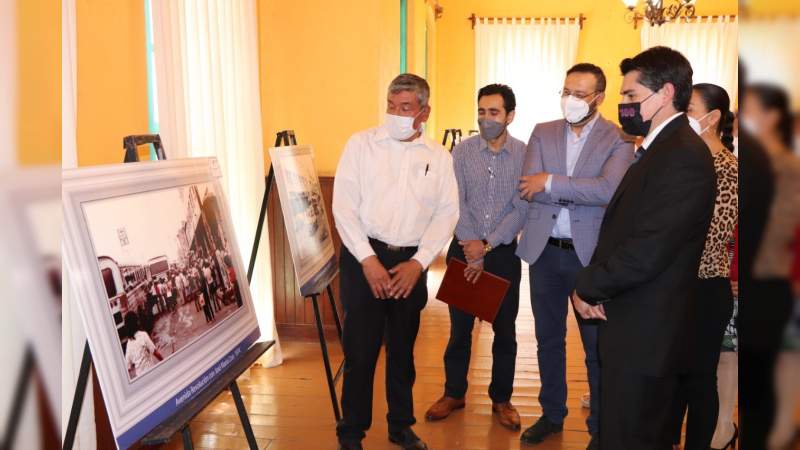 Recibe Antonio Ixtláhuac, constancia de incorporación de La Casona de la Estación, a la Red Nacional de Espacios Culturales y Museos Ferrocarrileros  
