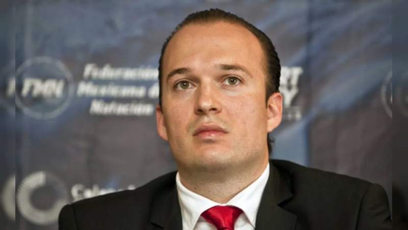 Vinculan a proceso al presidente de la Federación Mexicana de Natación, por peculado 