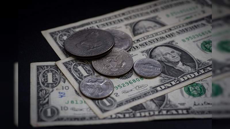 Dólar sube a 21.09 pesos, el precio más caro en los últimos 6 meses 