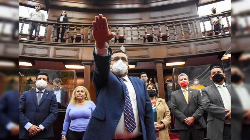 Toma protesta Víctor Lenin Sánchez, como integrante del Consejo del ...