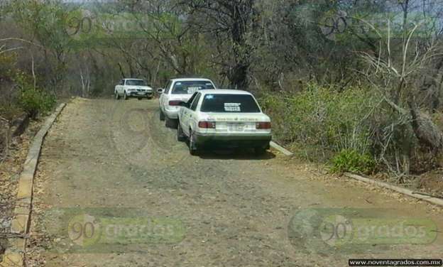 Hallan a taxista ejecutado en Apatzingán - Foto 1 