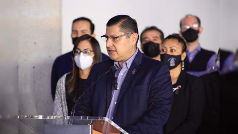 Presenta Nacho Campos a directores de administración de Uruapan 