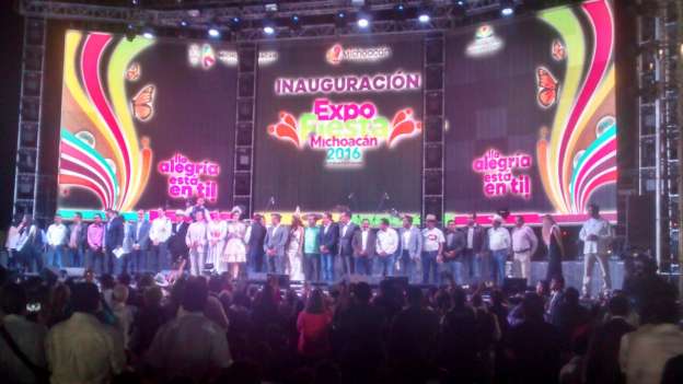 Oficialmente inauguran la Expo Fiesta Michoacán 2016 - Foto 0 