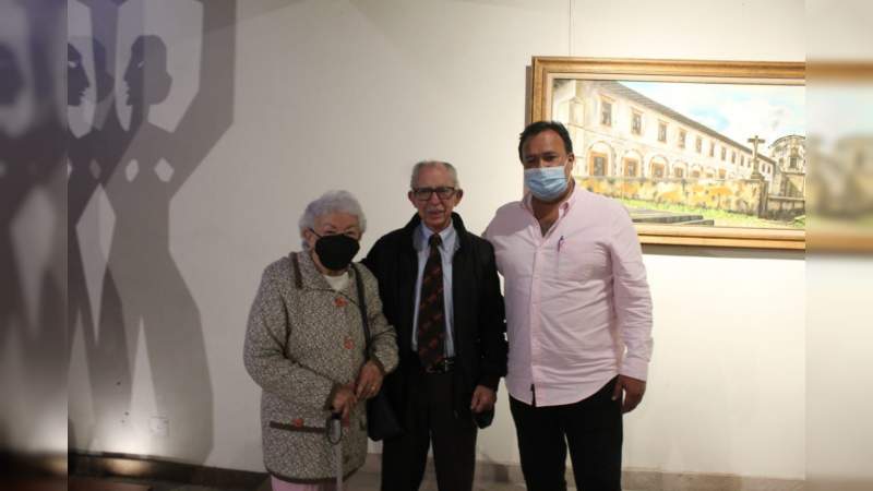 Inauguran foto galería y arte en honor a Alberto Rodríguez Molina en Pátzcuaro
