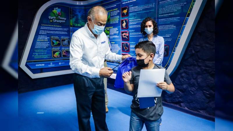 CAPASU entrega premios a participantes del 1er Concurso de Cuentos “El Planeta Que Quiero Yo”, en Uruapan 