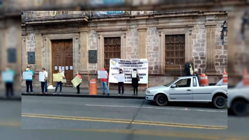SUEUM se manifiesta en la avenida Madero 