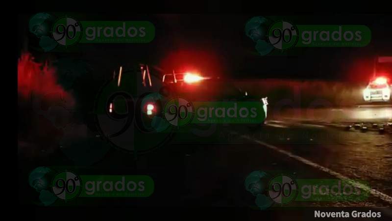 Tripulantes de un vehículo son atacados a balazos en la carretera Salvatierra-Yuriria, en Guanajuato 