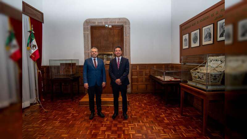 Celebra UMSNH el CIV aniversario de su fundación 