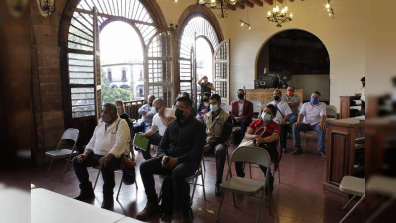 Dan continuidad a trabajos sanitarios para celebrar Noche de Muertos en Pátzcuaro 