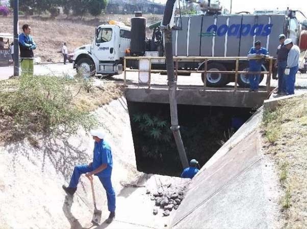 Ayuntamiento de Morelia diversifica y amplía limpieza de ríos y drenes 