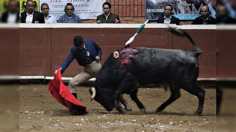 Cerrojazo con broche de oro en el palacio del arte en Morelia, Michoacán, donde se cortaron nueve orejas con toda justicia