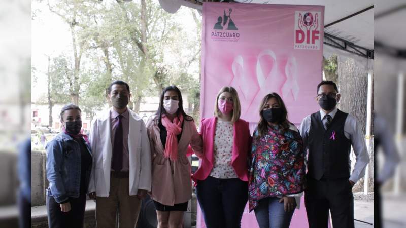 Gobierno de Pátzcuaro concientiza sobre el cáncer de mama