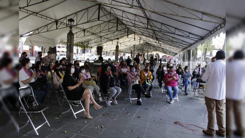 Gobierno de Pátzcuaro concientiza sobre el cáncer de mama