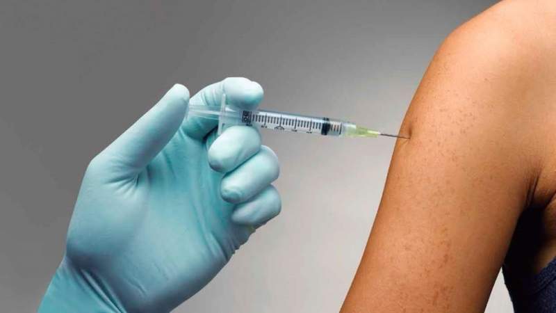 Mañana inicia vacunación a adolescentes de 12 a 17 años con factores de riesgo 