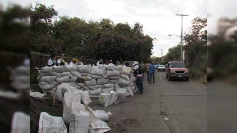 Los Viagras anuncian levantamiento de barricadas en Buenavista, pero cobrarán 50 pesos semanales, casa por casa 
