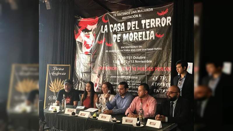 Terror a bordo en la ciudad de la cantera rosa  