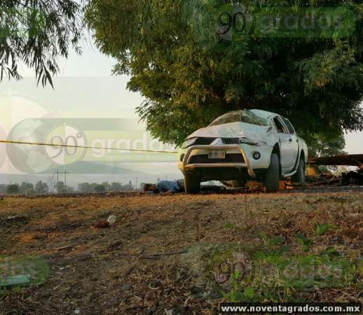 Un muerto y dos heridos deja accidente vial en Zamora, Michoacán - Foto 2 