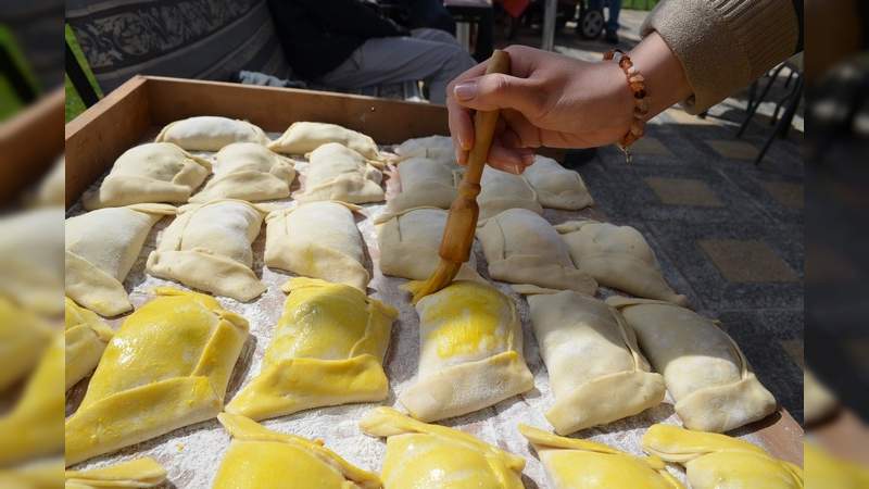 Niño de las empanadas revela la verdad de su "fraude"    