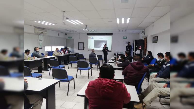 Secretaria de Seguridad Publica lleva a cabo platicas sobre medidas preventivas