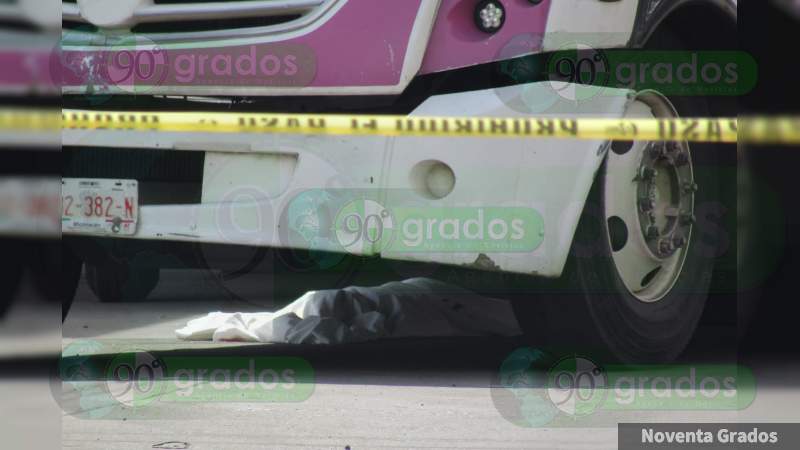Atropella camión de pasajeros a un niño de 5 años en Jacona, Michoacán
