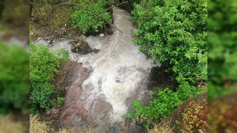 Monitorea PC de Zitácuaro ríos y presas por paso del huracán Rick por la entidad