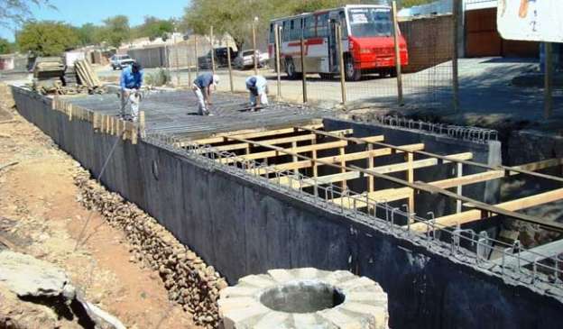 Semiparalizada la industria de la construcción: CMIC 