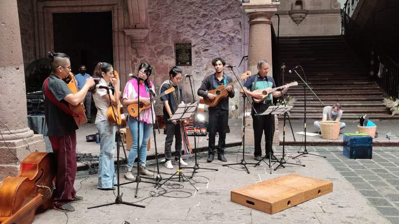 Presentan Trotamundos Teatro y Media Luna espectáculo virtual desde Palacio Municipal de Morelia 
