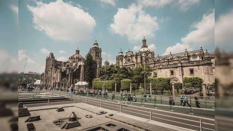 Inician retiro de  techo del Templo Mayor en Ciudad de México  
