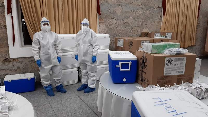 Rusia rompe récord  236 mil 220 decesos a causa del coronavirus  
