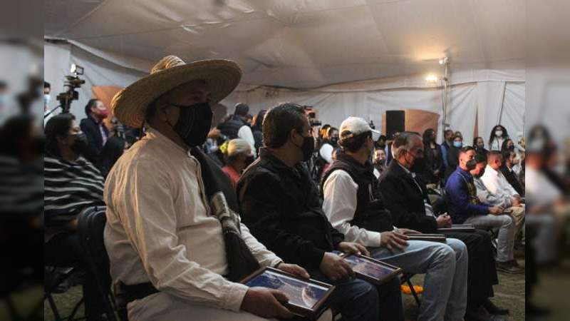 Recursos, piratería y marcas, principales problemas de los artesanos michoacanos: Castor Estrad