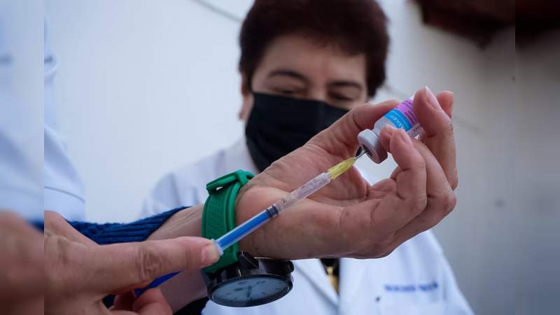 Arranca en Uruapan la campaña de vacunación contra la Influenza estacional 2021