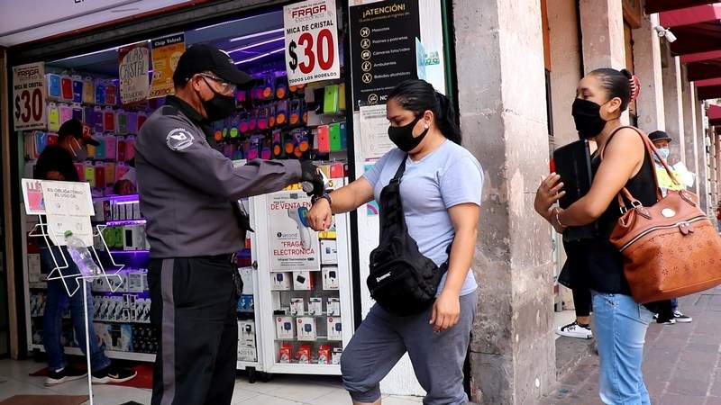 Será ordenado el Centro Histórico de Morelia, Michoacán, en comercios formales: Gaspar Hernández 