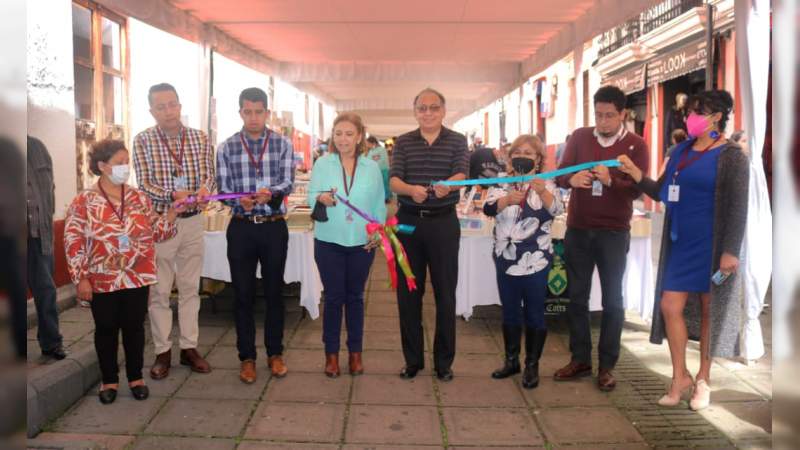 Da inicio 1ª Feria del Libro “Punto de lectura, Punto de Cultura” en Uruapan 