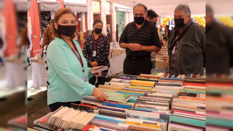 Da inicio 1ª Feria del Libro “Punto de lectura, Punto de Cultura” en Uruapan 