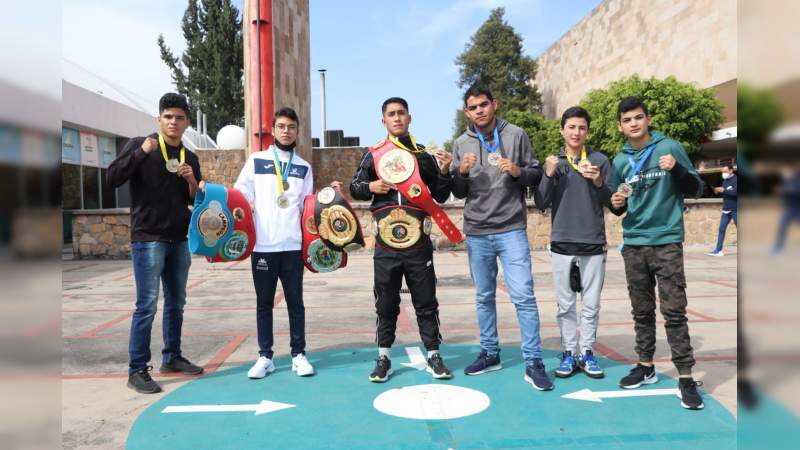 Convoca FMB al pugilista moreliano Julio  "El Negro" Gómez