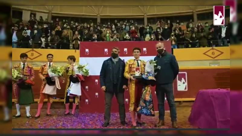 Isaac Fonseca "El Volcán de Morelia" gana la Liga Nacional de Novilladas de España