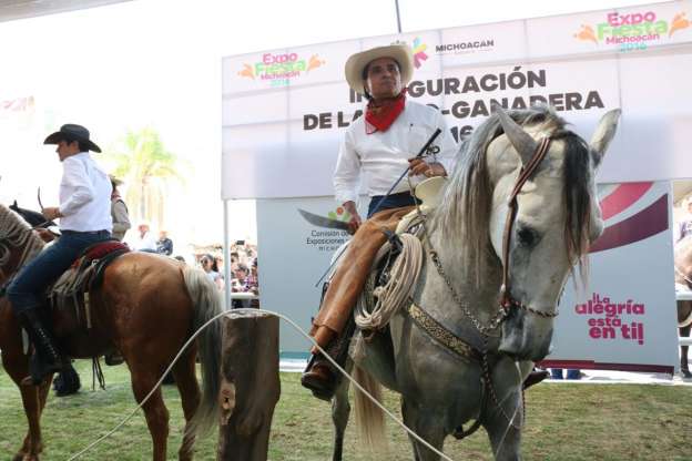 El gobierno estatal impulsará de manera especial a los ganaderos - Foto 1 