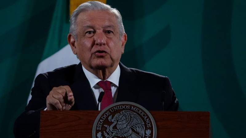 AMLO urge a Jorge Alcocer y Juan Ferrer a abastecer los medicamentos 