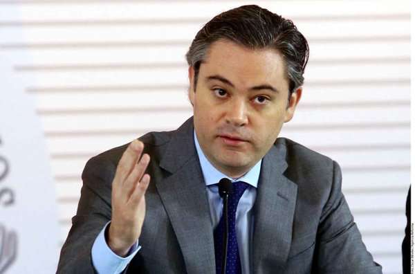 Politécnicos dejan plantado al Secretario de Educación 