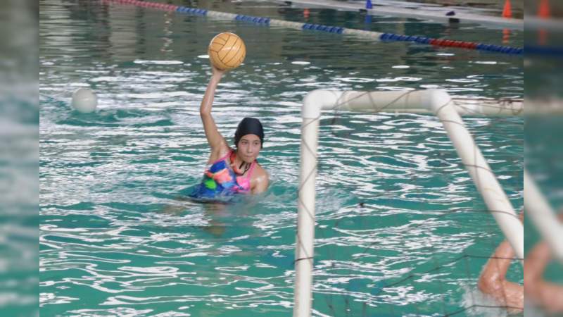 Se conformará equipo de waterpolo del Imcufide de Morelia 