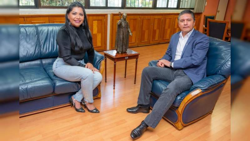 Migrantes michoacanos podrán cursar bachillerato y carreras en línea en UMNSH: Brenda Fraga 