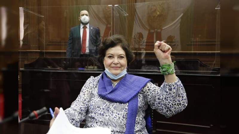 No andén solas en la noche, pide diputada Luz María Núñez ante violencia en Michoacán 