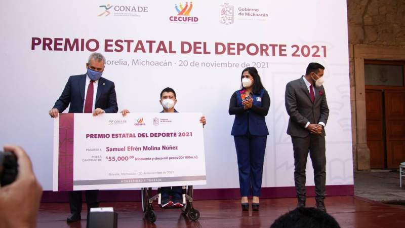 Entrega Cecufid Michoacán premiación estatal del deporte 2021