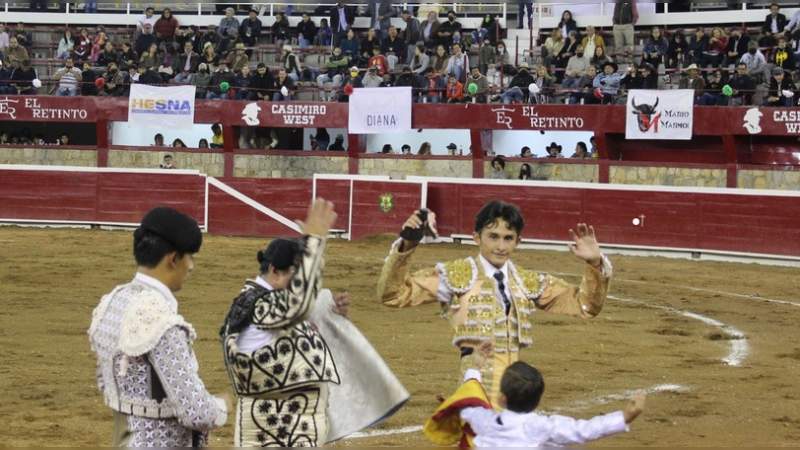 Con una oreja, Carlos Mauricio se alzó como triunfador de la Novillada de la Revolución 