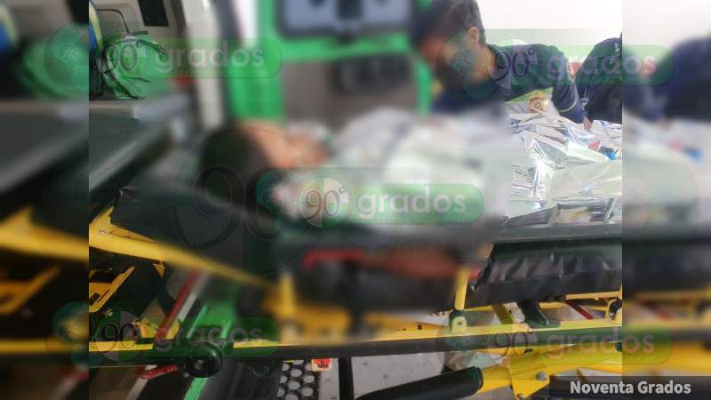 Atacan a balazos a mujer  y sus dos pequeños hijos en Zamora; ella pierde la vida