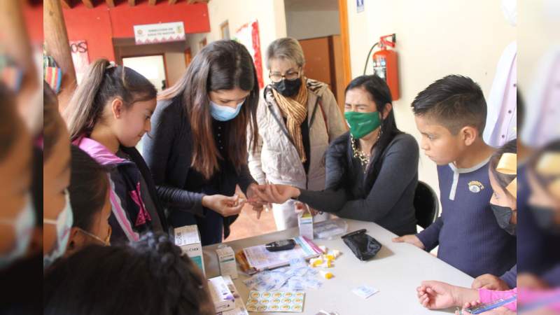 Se realizó 1ra. Feria de Salud en la Estancia Diurna del Adulto Mayor en Pátzcuaro 