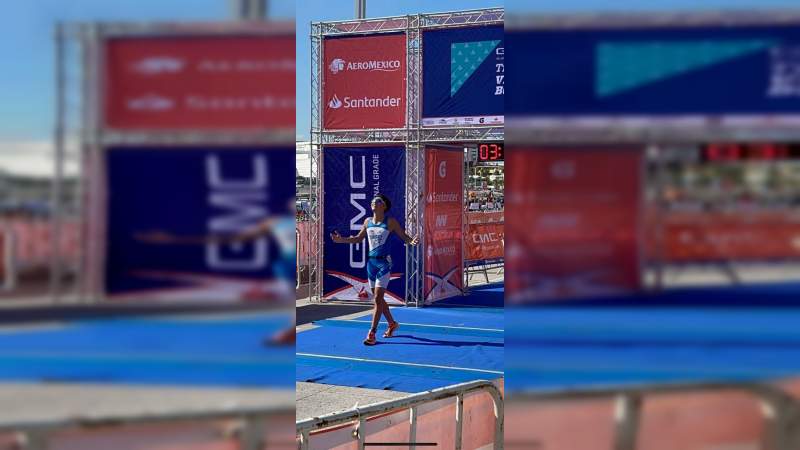 Michoacanos siguen cosechando medallas en el Triatlón Astri Veracruz
