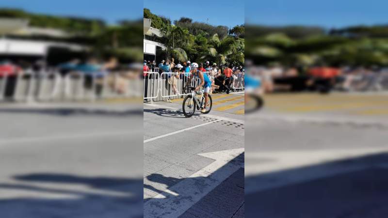 Michoacanos siguen cosechando medallas en el Triatlón Astri Veracruz