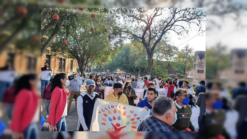 Realizan caminata por la paz "Un Michoacán libre sin adicciones" 