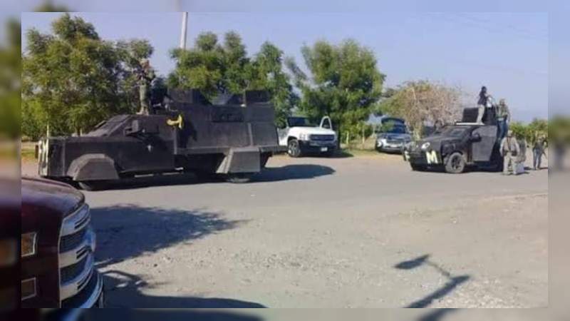 Se movilizan sicarios en camiones blindados en Buenavista; cártel rival habría infiltrado el territorio 